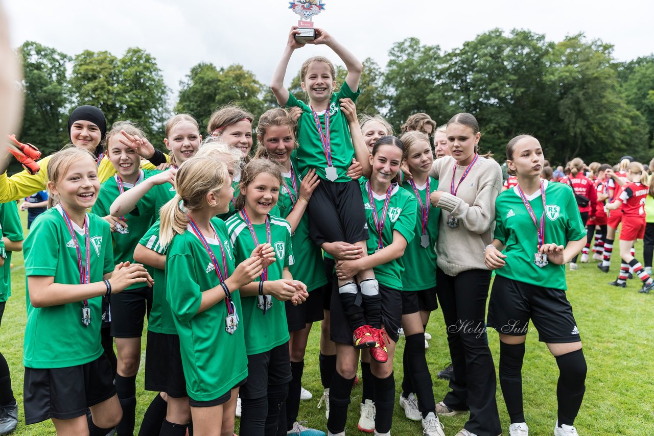 Bild 255 - Loewinnen Cup